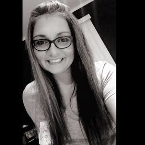 Meet your Posher, Lucy